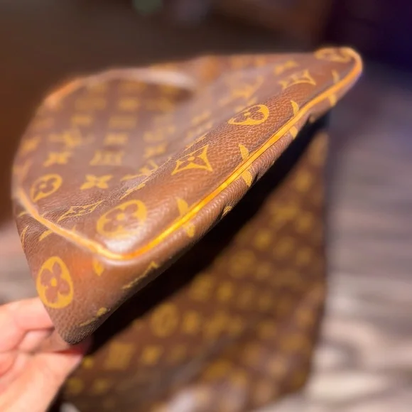 Louis Vuitton Brown and Tan Monogram Bag - Picture 11 of 16